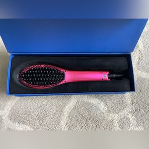 NWT PYT Past and Flawless Thermal Styling Brush Pink Hair Tool